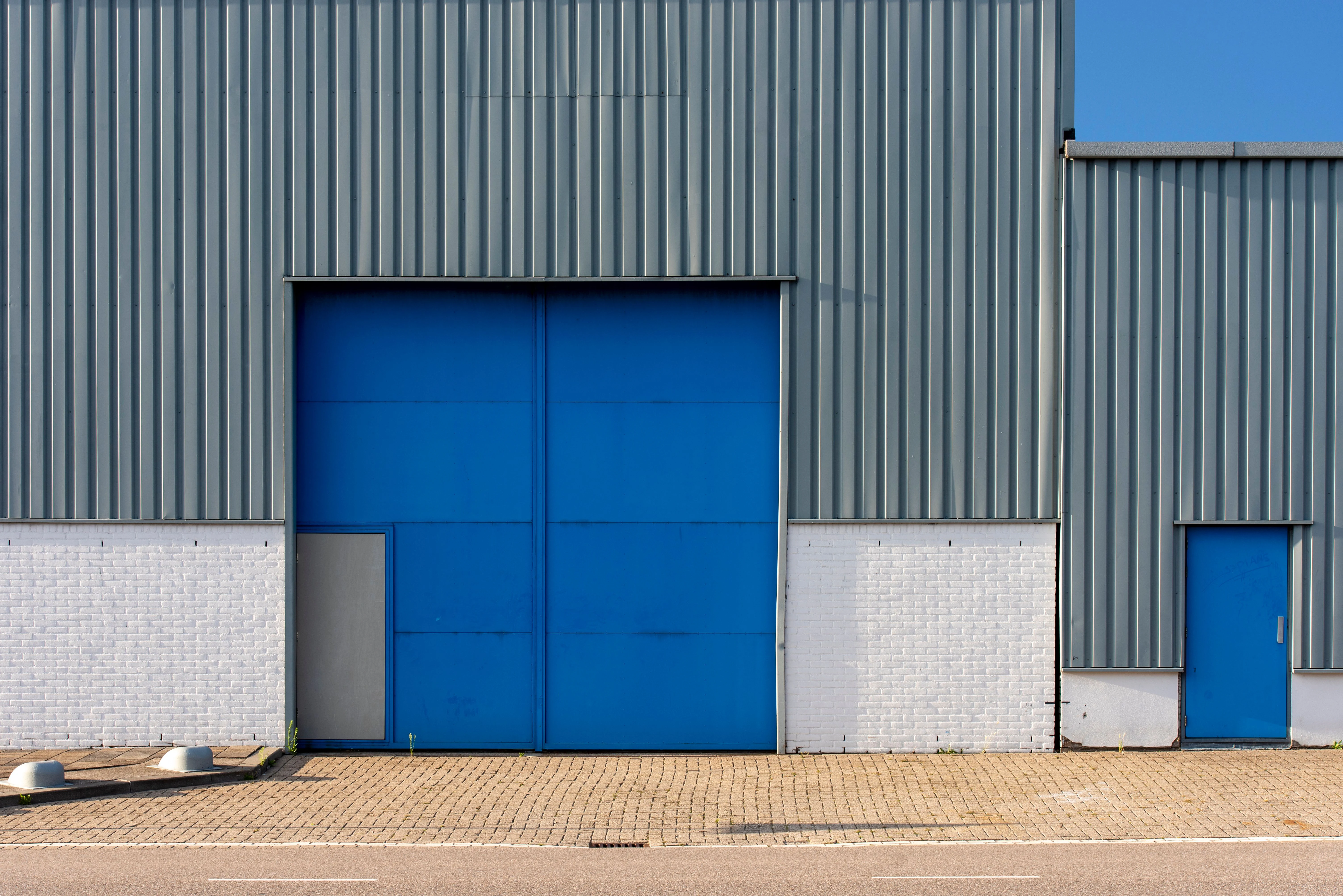 Residential garage door in Chicopee